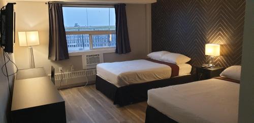 New Frontier Hotel in Coronation