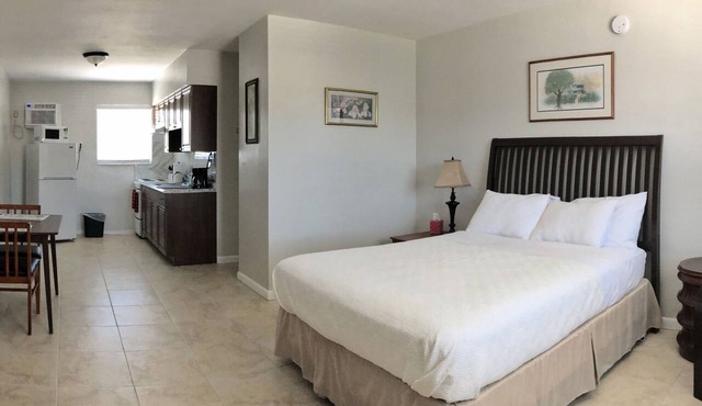 Nice Studio Suite - Minutes from everything in Dania Beach