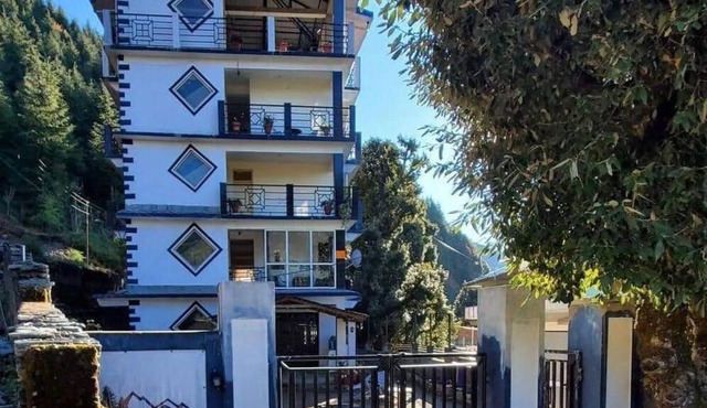 Oasis Guest House Bhagsu D'shala