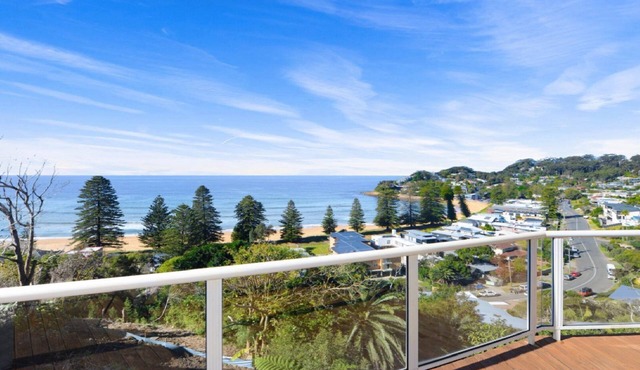 Ocean Vue - Stunning Views! in AVOCA BEACH