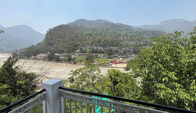 Omji Niwas - Shiv Ganga