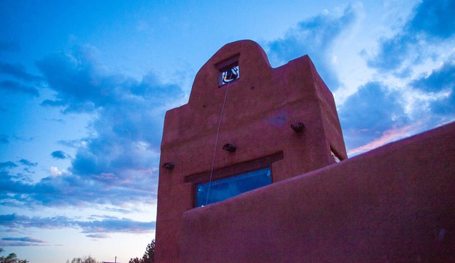 Palace Of Miracles: Hot Tub, Lounge Spaces, +Casita, mtn views,5 courtyrds,6 FPs