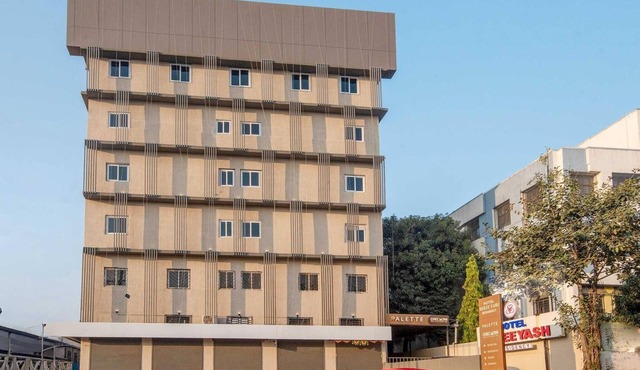 Palette Hotel Pune, MIDC Chinchwad