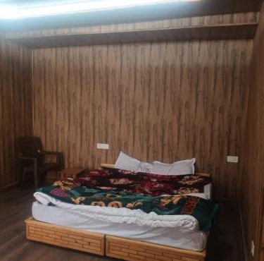Peace homestay Naggar kullu hp