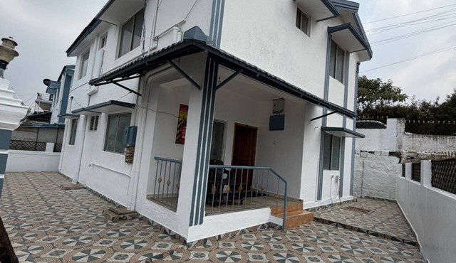 Peaceful Nature Scenic Views & Private Stay Charming Romantic Private Cottage