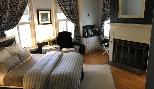PineCrest Inn in Gorham