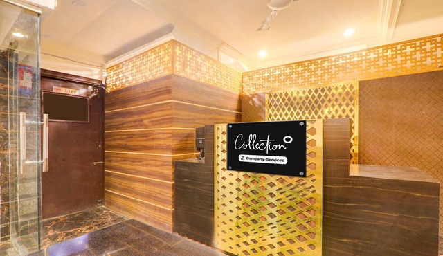 Premium Collection O Alambagh BM Palace