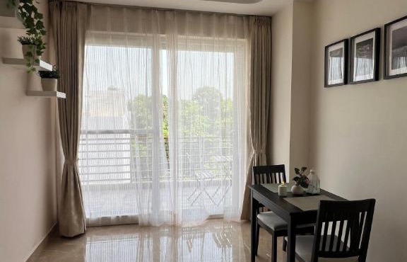 Premium Condominium Near Ganges with Hill View