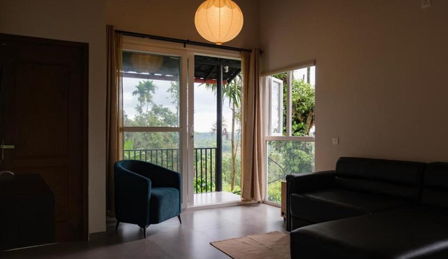 Private 2BHK-AC Estate stay with sunrise view