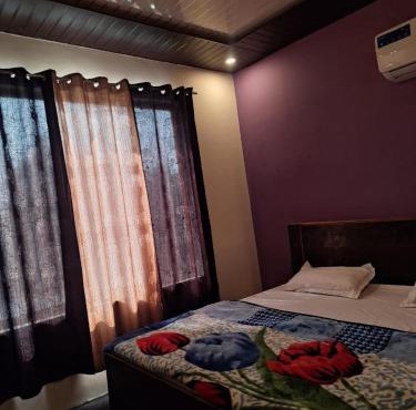 Privyrooms Raptinagar