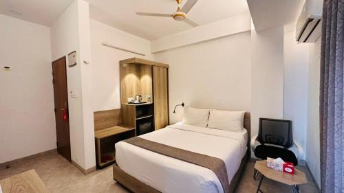 Priyo Nibash Stylish Residential Hotel