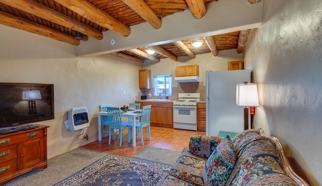 Quiet Mora Hideaway: 35 Mi to Angel Fire Resort! in Mora