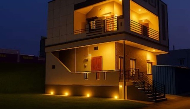 Rayara Karune Home Stay Mantralaya