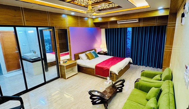 Revel in the beauty of lake life