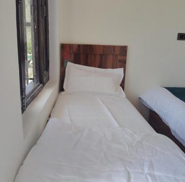 Rishi vatika resort