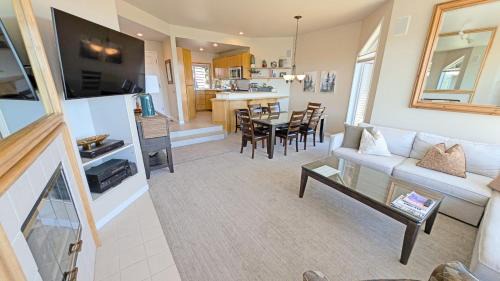 River Ridge 328A in Bend