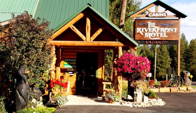 Riverfront Motel & Cabins in Thompson Falls
