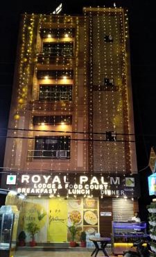 Royal Palm Hotel & Food Court