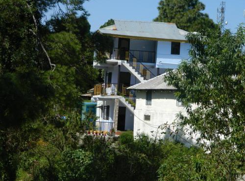 Sahni's Foggy Hills HomeStay