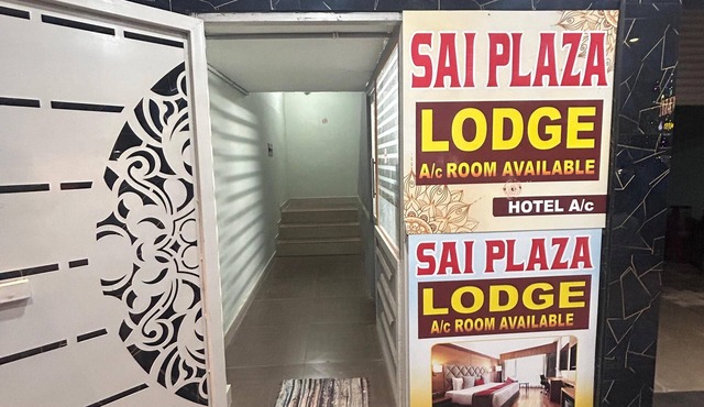 Sai Plaza Lodge