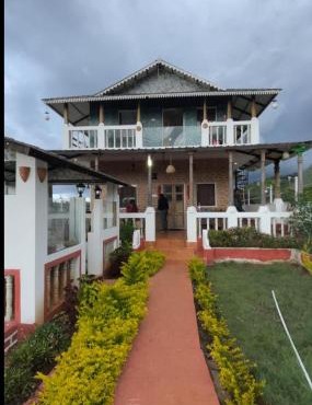 Sandiago Villa 2 Bhk House - Only Bachelors Adults in Ooty