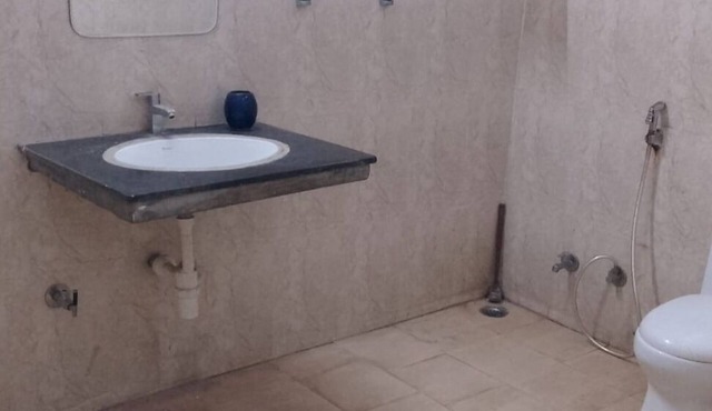 Sangam Homestay Charming 3-bedroom villa with WiFi, AC in wonderful Prayagraj