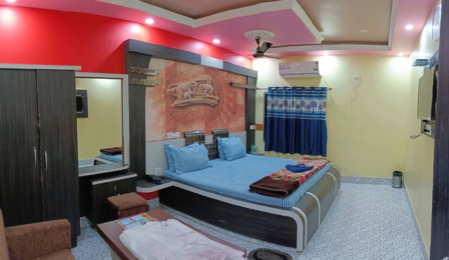 Sangram Hotel & Restaurant