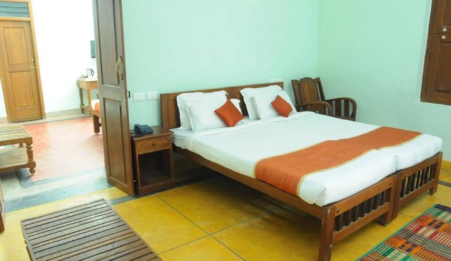 Saradharam Heritage Hotel Lakshmi Vilas