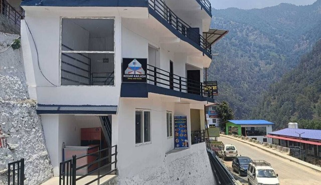 Satopanth Inn Kedarnath