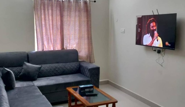 Servostay Hafeezpet - 2 Bhk Fully Furnished Flat at Ground Floor