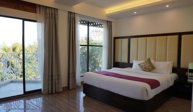 Shada Pathor Hotel and Resort