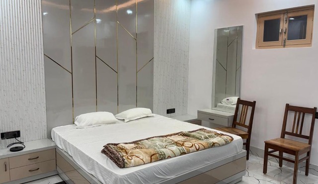 Shree Laxmi Banquet and Hotel