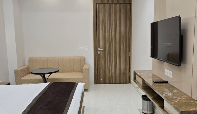 Shri Sangam Hotel
