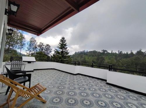 Silver Spruce Glass 1BHK Entire Floor Kotagiri