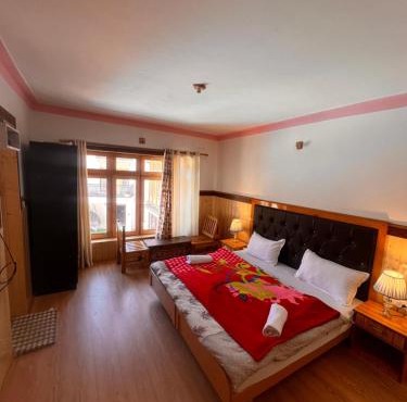 Sky land guest house