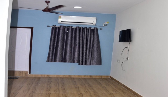 SKY Stay Inn