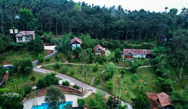 Skyleaf Resort