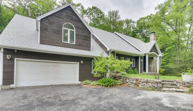 Spacious Barkhamsted Home: Private & Peaceful! in Winsted