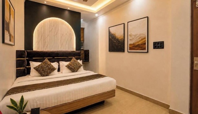 Staybook Hotel Jai Balaji New Delhi Railway Station