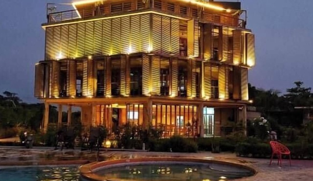 Subarna Bhumi Resort