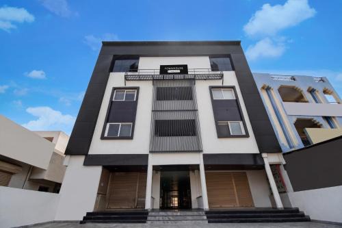 Super Townhouse Kurnool Bus Terminal Formerly Hotel Lakshmi Pride