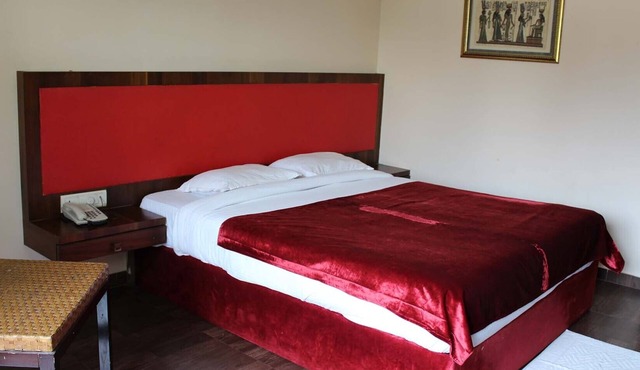 SWISS TRAFFALGAAR LUXURY HOTELS