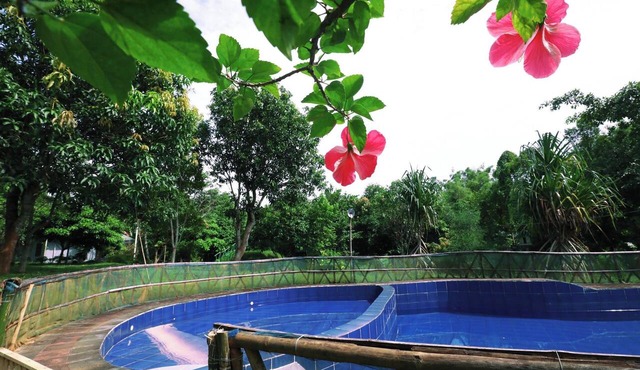 Swiss Valley Resort