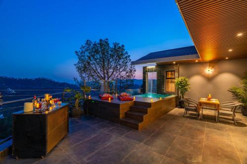 Sylvera Bliss Luxury Rock Villa & Plunge Pool