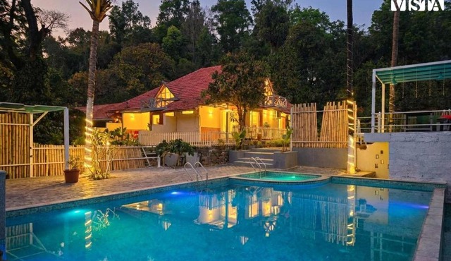 Tarang - The Nest 3BR with Pvt Pool Lawn, AC, BBQ and Comp Breakfast- Coorg