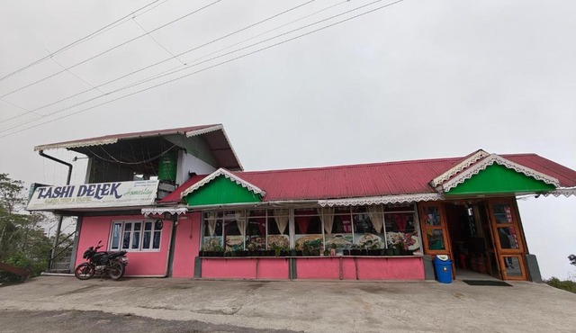 Tashi Delek Premium Homestay