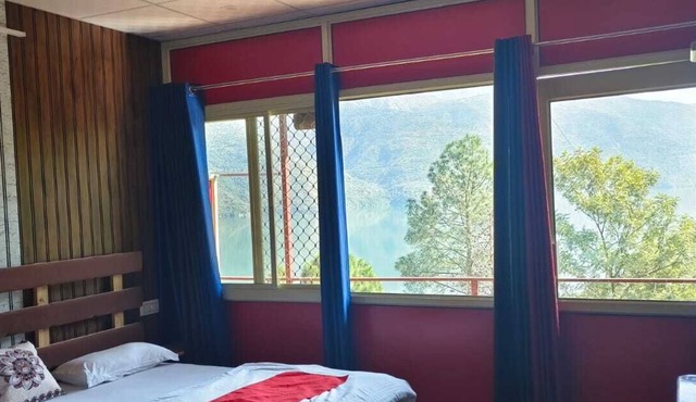 Tehri lake View Camping and Cottage