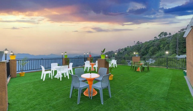 The Charvi Grand Heights l The Stargaze Café l 360 Mountain View l Open Air Multi Cuisine Restaurant l Power Backup Available l Managed By ExoticStays Group