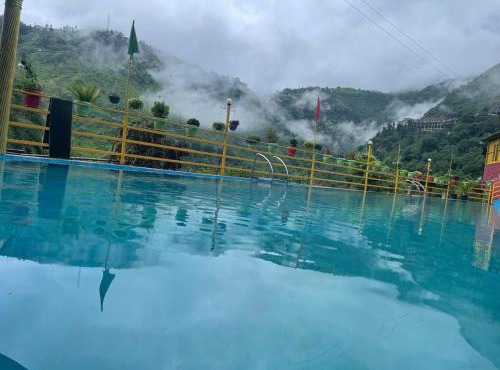 The Kempty Pool Retreat