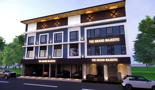 THE MAJESTIC GRAND